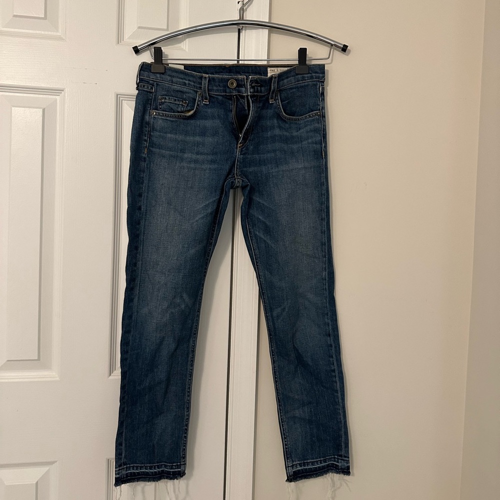 Rag & Bone size 27 dre Capri medium dark wash